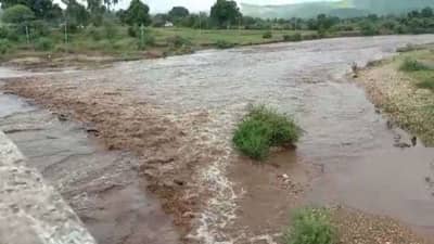 Monsoon 2022: સાબરકાંઠાના આ વિસ્તારોમાં રાત્રી દરમિયાન વરસ્યો વરસાદ, હાથમતી અને હરણાવમા નવા નીર આવ્યા