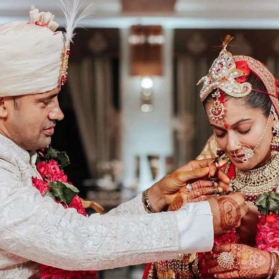 Sangram Singh has shared this special moment with his fans by posting pictures of his wedding with Payal on social media.