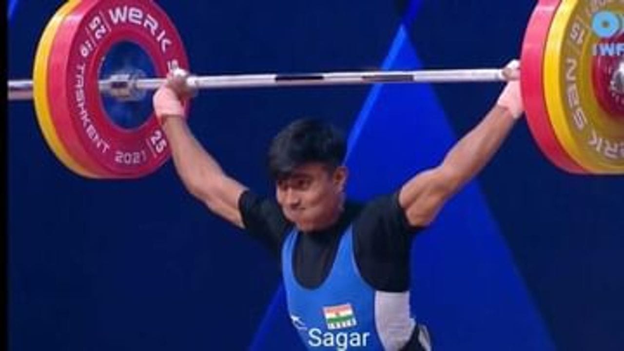 CWG 2022: રોટલી-ભાતનો ત્યાગ કરનાર ખેલાડીએ ભારત માટે જીત્યો 'સિલ્વર', પોતાનું જ વજન બની ગયું દુશ્મન!