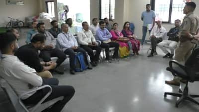 Surat: કડોદરા વિસ્તારની બેંકોમાં સિક્યુરિટી ગાર્ડની તાત્કાલિક નિમણૂક કરવા પોલીસની તાકીદ