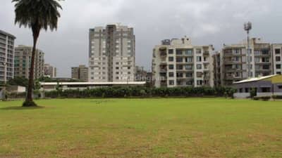 Surat: આવક ઉભી કરવા કોર્પોરેશન હવે ખુલ્લા પ્લોટ શાળાઓને રમતગમતના મેદાન માટે ભાડે આપશે