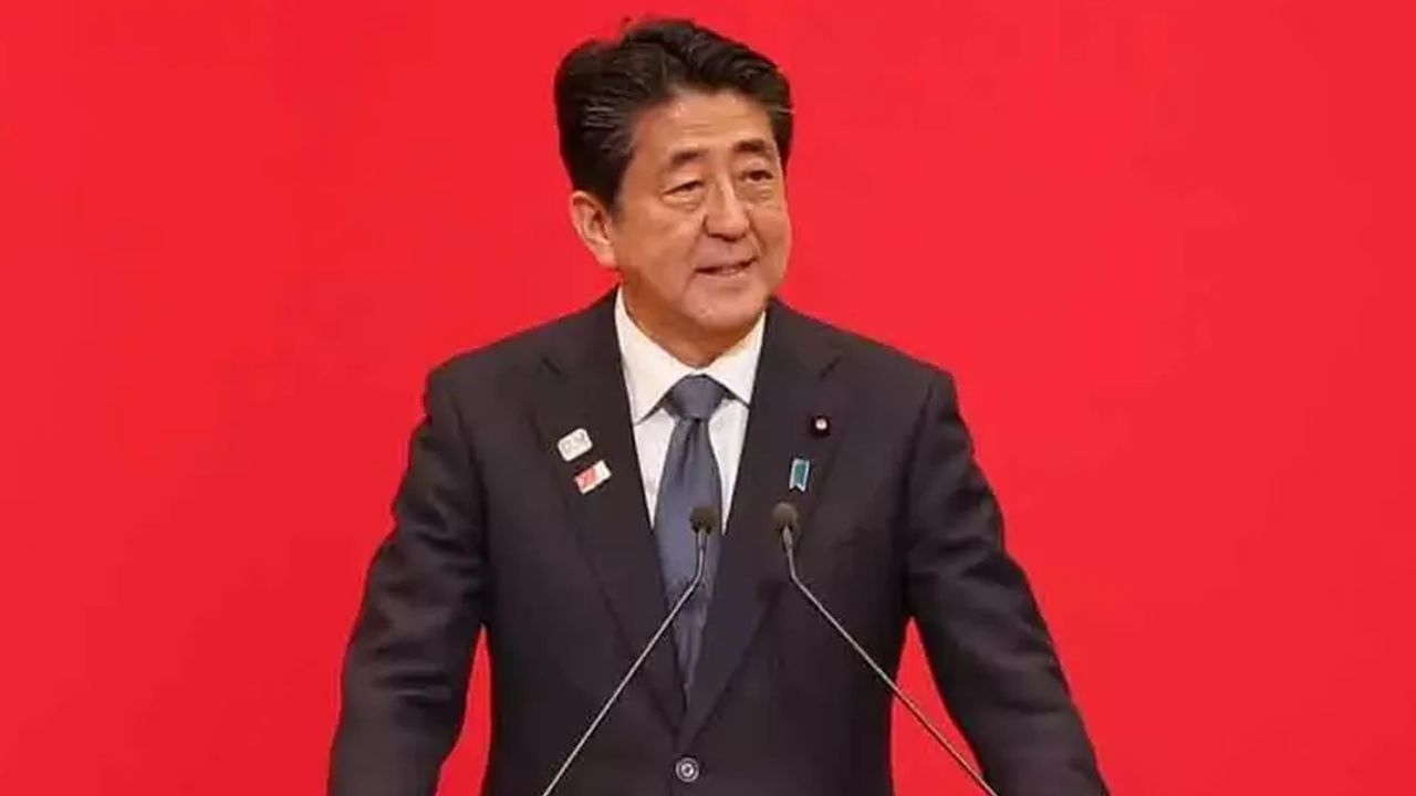 Shinzo Abe : જાપાનની અર્થવ્યવસ્થાને સુધારવા માટે તૈયાર કરવામાં આવી વિશેષ વ્યૂહરચના, જાણો શિન્ઝોના Abenomics માં શું હતું ખાસ