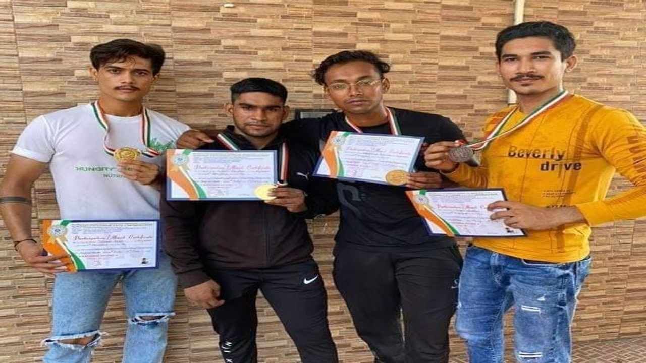 Powerlifter from Ahmedabad Akashkumar win gold Medal in Federation Cup 2022 National Powelifting Championship