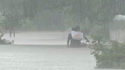 બોરસદ તાલુકાનું ભાદરણ પણ પાણીમાં ગરકાવ, 24 કલાકથી પાણી ભરાયેલાં હોવાથી લોકોને હાલાકી