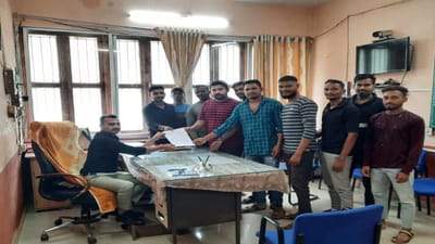 Surat : ઉમરપાડામાં સીએચસીમાં ડોક્ટર અને સ્ટાફ વિના દર્દીઓની હાલત કફોડી બની