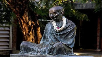 કેનેડા બાદ પંજાબમાં મહાત્મા ગાંધીની પ્રતિમાની તોડફોડ, તોફાની તત્વો માથાનો ભાગ લઈ ગયા