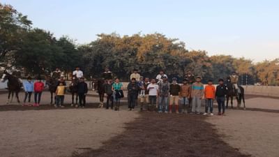 જામનગરઃ પોલીસ દ્વારા નાગરિકોને અપાઈ રહી છે ઘોડે સવારીની તાલીમ, પોલીસ વિભાગમાં ઘોડાનું છે વિશેષ મહત્વ