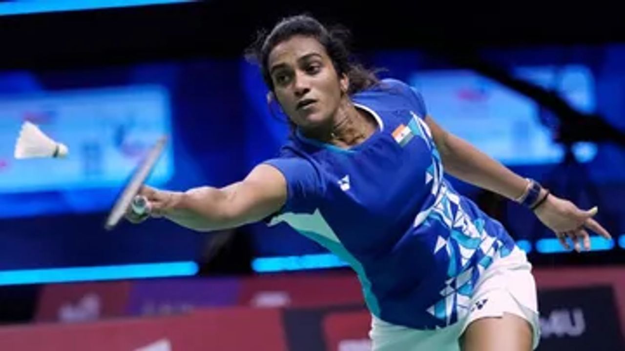 Singapore Open Badminton PV Sindhu reaches in the semifinal