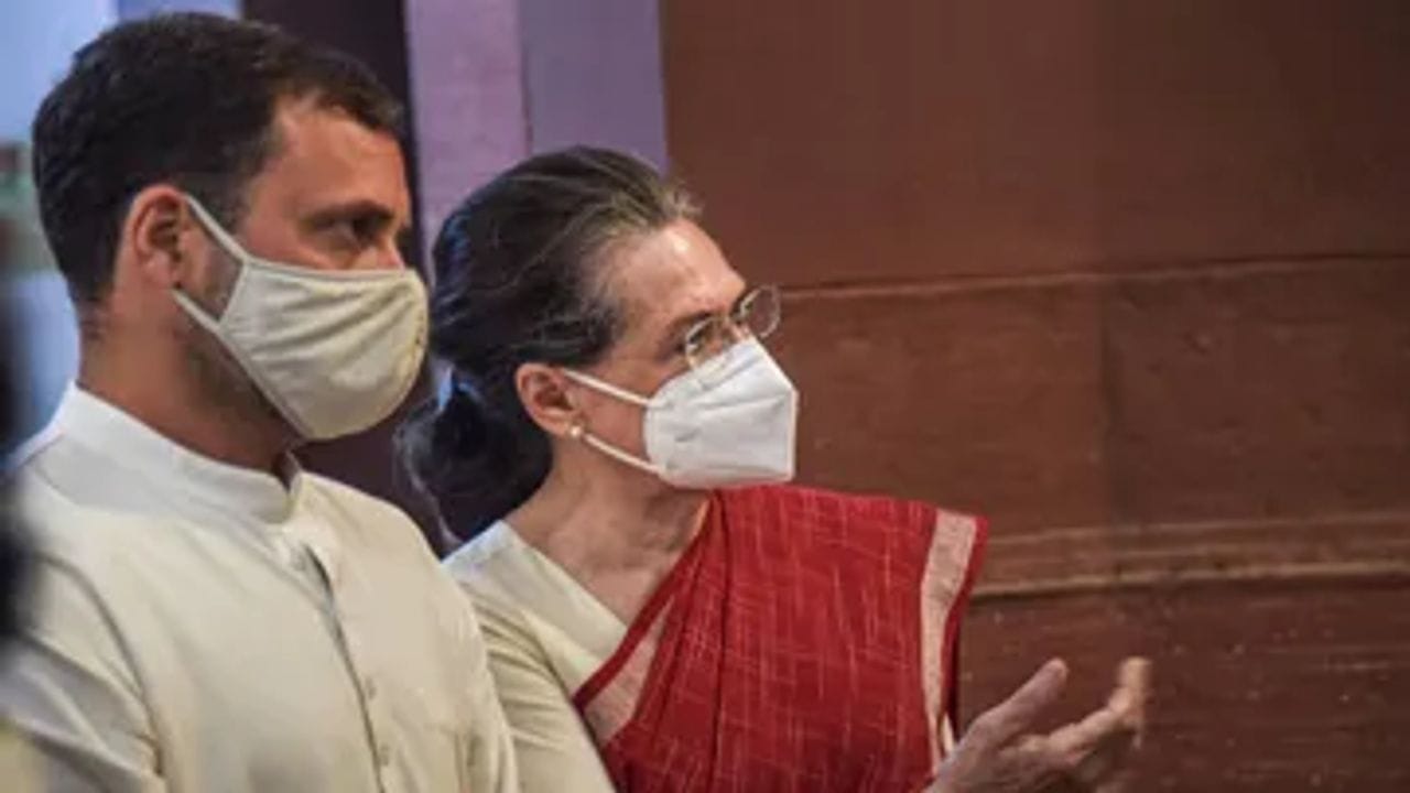 National Herald Case: કોંગ્રેસની સંપત્તિ પરિવારના ખિસ્સામાં, સોનિયા-રાહુલ ગાંધીને EDના સવાલોના જવાબ આપવામાં શું પરેશાની છે- BJP