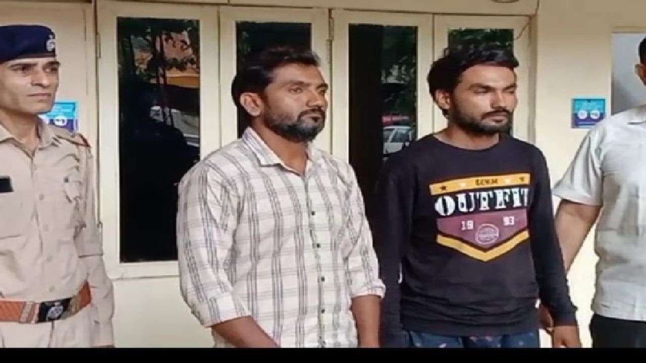 Ahmedabad : વ્યાજખોરોનો ત્રાસ વધ્યો, ઘાટલોડિયામાં પોલીસ કર્મીને રોકીને ધમકી આપી
