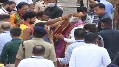 Devbhoomi Dwarka : મુખ્યમંત્રી ભૂપેન્દ્ર પટેલે દ્વારકામાં કર્યાં કાળિયા ઠાકરના દર્શન, જગત મંદિરમાં ઉજવાશે દ્વારકાધીશનો 5249મો જન્મોત્સવ Devbhoomi Dwarka : મુખ્યમંત્રી ભૂપેન્દ્ર પટેલે દ્વારકામાં કર્યાં કાળિયા ઠાકરના દર્શન, જગત મંદિરમાં ઉજવાશે દ્વારકાધીશનો 5249મો જન્મોત્સવ