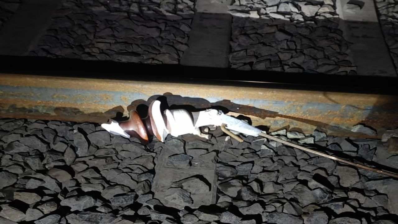 Dahod: મંગલમહુડી યાર્ડમાં OHE વાયર તૂટીને રેલવેની અપ લાઇન પર પડ્યા, ટ્રેન સેવા પર થઇ અસર