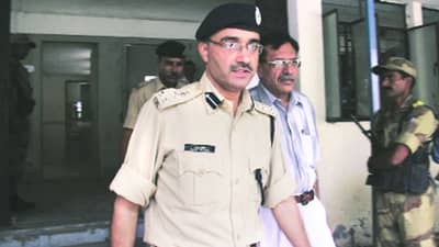 ગુજરાત 2002 રમખાણ કેસમાં આઇપીએસ રાહુલ શર્માને એસઆઇટીનું સમન્સ