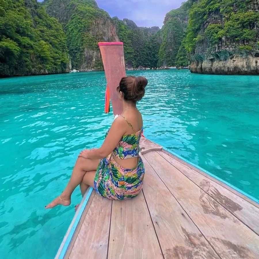 હાલમાં જ હિનાએ નવા ફોટા પોસ્ટ કરીને ફેન્સને ફરી એકવાર દિવાના બનાવી દીધા છે.