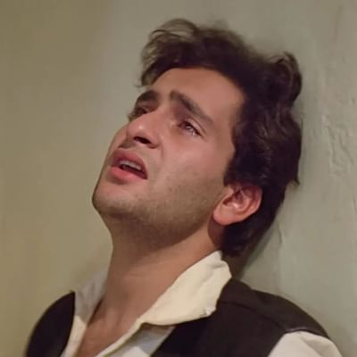 આજે રાજ કપૂરના નાના પુત્ર રાજીવ કપૂરનો જન્મદિવસ (Rajiv Kapoor Birthday) છે. રાજીવનો જન્મ 25 ઓગસ્ટ 1962ના રોજ મુંબઈમાં થયો હતો. રાજીવ કપૂર માત્ર એક્ટર જ નહીં પરંતુ પ્રોડ્યુસર અને ડિરેક્ટર પણ રહ્યા છે.