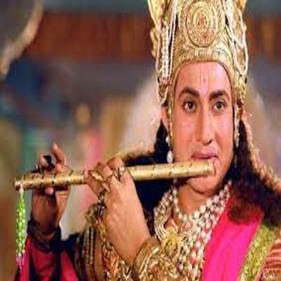 આજે જન્માષ્ટમીનો (Janmashtami 2022) તહેવાર દેશભરમાં ધામધૂમથી ઉજવવામાં આવી રહ્યો છે. દરેક લોકો કૃષ્ણ જન્મની ઉજવણી કરી રહ્યા છે. પૌરાણિક સિરિયલોમાં પણ ભગવાન શ્રી કૃષ્ણની કળા અને ગુણોને સારી રીતે બતાવવાનો પ્રયાસ કરવામાં આવ્યો છે. કૃષ્ણ પર આધારિત ઘણા શો ખૂબ પસંદ કરવામાં આવ્યા હતા, આ સાથે જ આ શોમાં કૃષ્ણની ભૂમિકા ભજવનારા સ્ટાર્સ પણ ખૂબ જ લોકપ્રિય થયા હતા. 