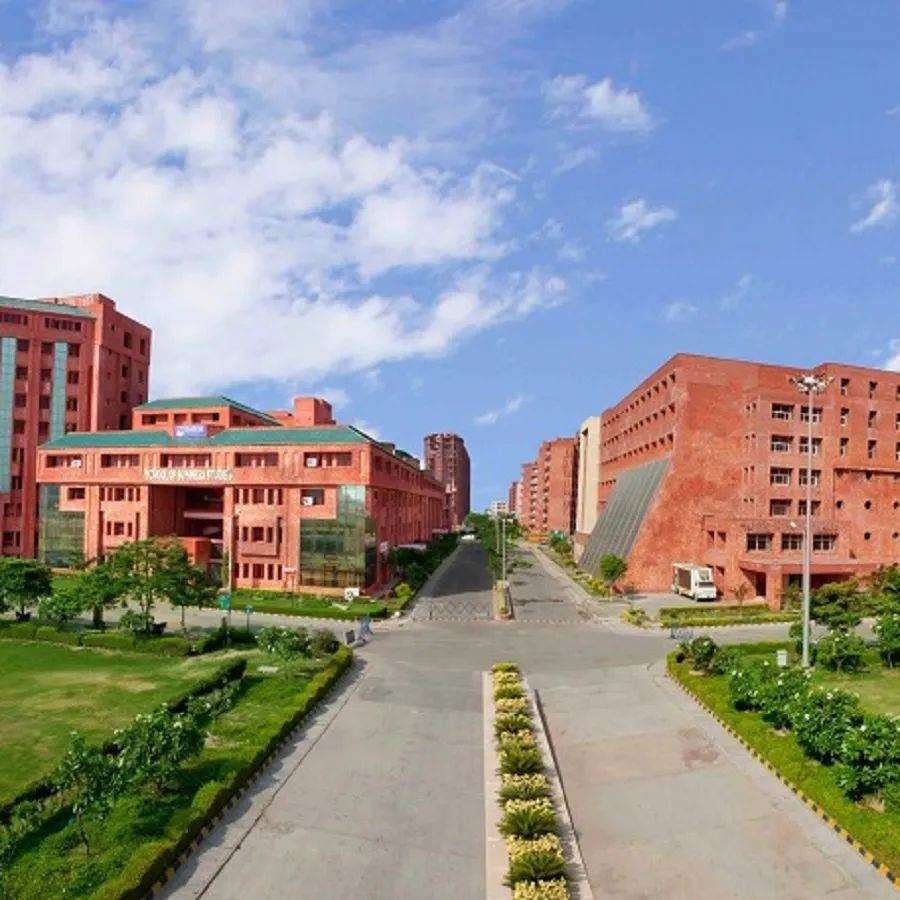 શારદા યુનિવર્સિટી, ગ્રેટર નોઈડા એ યુપીમાં ખૂબ જ પ્રખ્યાત ઉચ્ચ શૈક્ષણિક સંસ્થા છે. NIRF રેન્કિંગમાં તેને 101-150 રેન્કમાં સામેલ કરવામાં આવ્યું છે. તમે આમાં સીધો પ્રવેશ મેળવી શકો છો. વધુ વિગતો માટે વેબસાઇટ- sharda.ac.in ની મુલાકાત લો.
