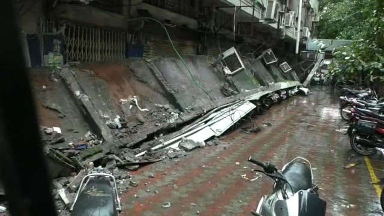 Surat : મિનીબજારમાં બિલ્ડિંગની છતનો ભાગ ધરાશાયી, 30 કરતા વધુ વાહનને નુકશાન