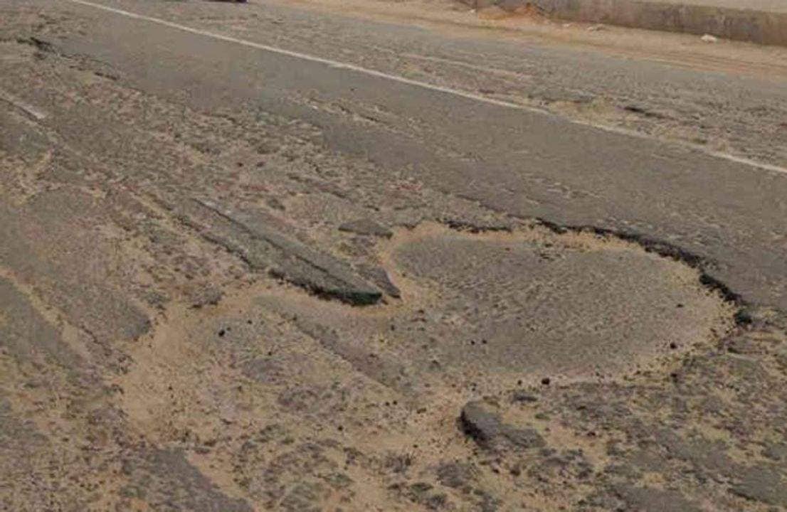 Rajkot: ધોરાજી શહેરના રસ્તાઓ બિસ્માર, શહેરીજનો પરેશાન