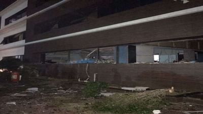 Surat : ઇચ્છાપોર જીઆઇડીસીની કંપનીમાં ગેસ લીકેજ બાદ પ્રચંડ બ્લાસ્ટ, બારીના કાચ તૂટ્યા, પાંચ કામદારો દાઝ્યા