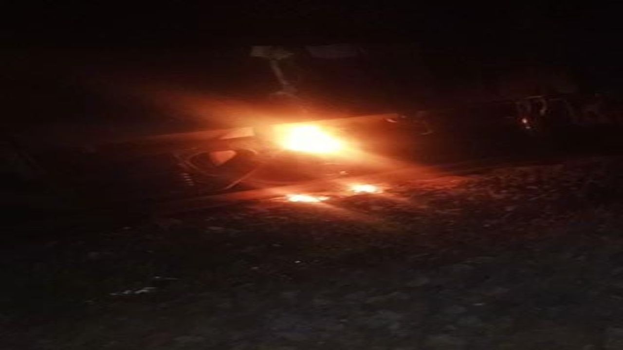 Surat : ઓલપાડમાં માલગાડીમાં અચાનક આગ ફાટી નીકળતા નાસભાગ, મોટી દુર્ઘટના ટળી