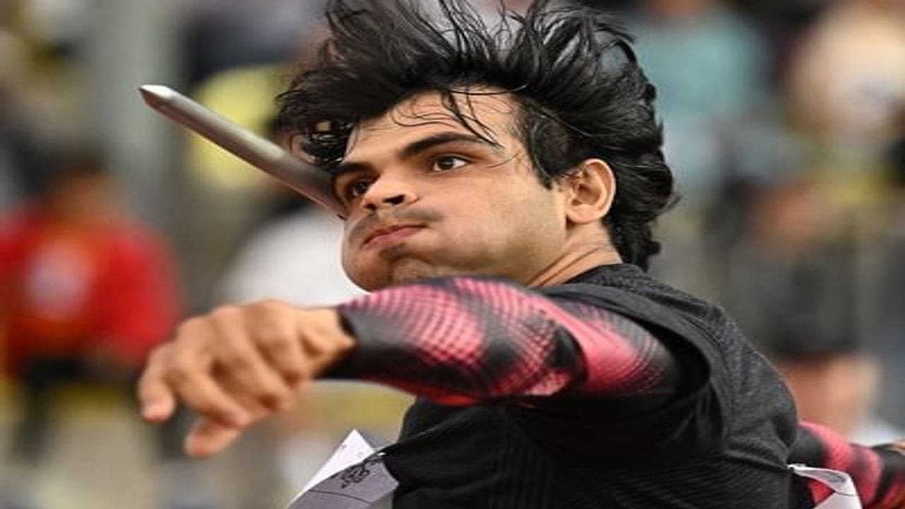 નીરજ ચોપરાએ પોતાની સૌથી વધુ કિંમતી વસ્તુનું કર્યું દાન Gujarati News Indian javelin thrower