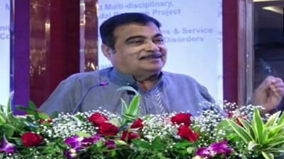 નીતિન ગડકરી અધિકારીઓ પર ગર્જ્યા- કહ્યુ સરકાર તમારા કહેવા મુજબ નહી અમારા મુજબ ચાલશે, તમારે માત્ર જી સર કહેવાનુ