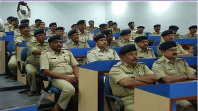 વિધાનસભાની ચૂંટણી પહેલા PSI અને PIની બદલીના આદેશ, એક જ સ્થળે ત્રણ વર્ષથી વધુ સમય ફરજ બજાવનાર PSIની કરાશે બદલી