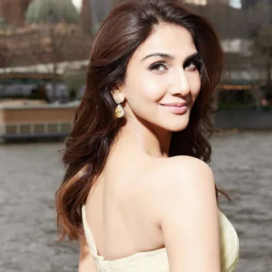 vaani kapoor birthday special biography films Photo Image Movies songs of vaani kapoor on her birthday check in gujarati