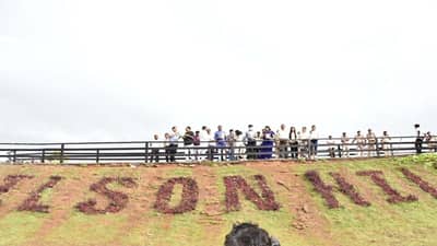 Valsad : ધરમપુરના પહેલા મોન્સૂન ફેસ્ટિવલનું સુંદર આયોજન, પ્રવાસીઓનો સારો પ્રતિસાદ