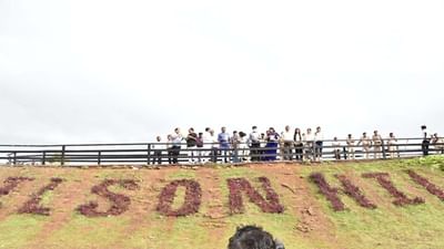 Valsad : ધરમપુરના પહેલા મોન્સૂન ફેસ્ટિવલનું સુંદર આયોજન, પ્રવાસીઓનો સારો પ્રતિસાદ