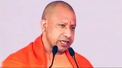 Uttar Pradesh: યોગી આદિત્યનાથે મોહન ભાગવત સાથે એક કલાક મુલાકાત કરી, ધર્માંતરણ સહિતના મુદ્દાઓ પર કરી ચર્ચા