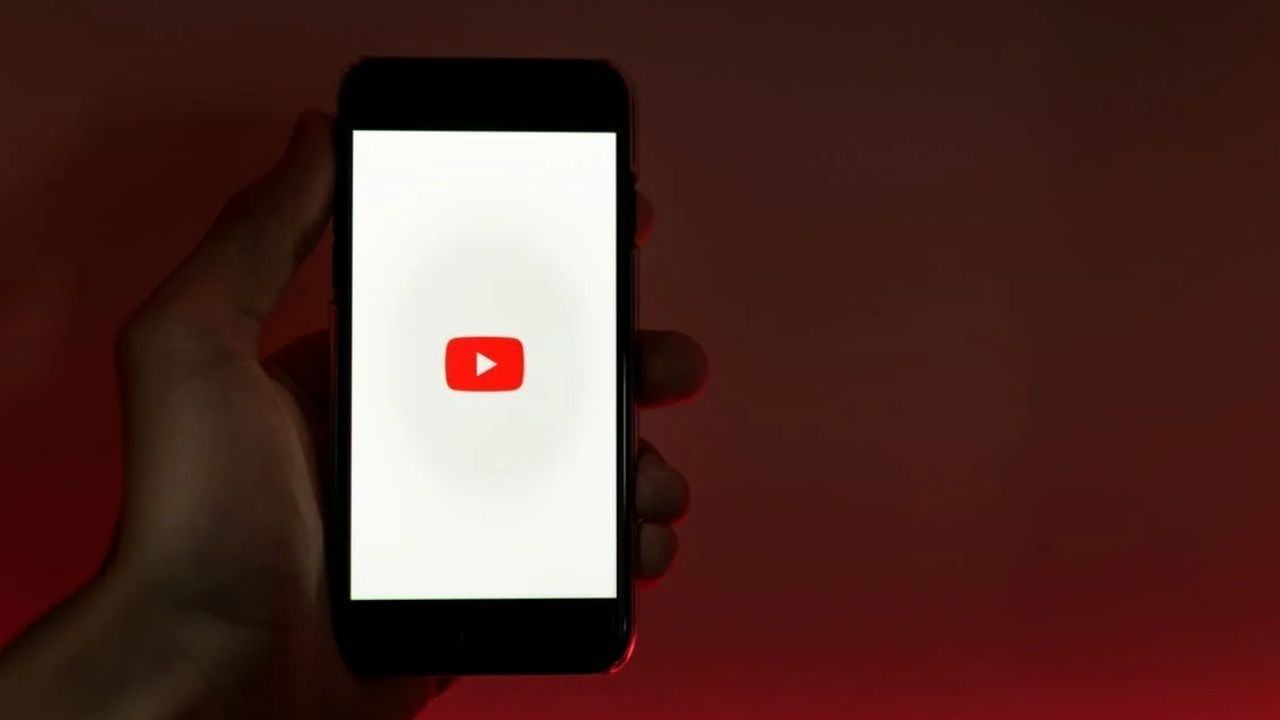 કેન્દ્રએ 8 YouTube ચેનલો પર લગાવ્યો પ્રતિબંધ, દુષ્પ્રચાર ફેલાવાનો હતો આરોપ