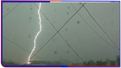 અમદાવાદમાં ઇસ્કોન ચાર રસ્તા નજીક વીજળી પડી, વીડિયોમાં જુઓ LIVE દ્રશ્યો