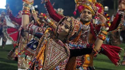 Navratri માં મહિલા સુરક્ષાને લઇને અમદાવાદ પોલીસે ઘડયો એક્શન પ્લાન, રોમિયોને પકડવા વોચ ગોઠવાશે