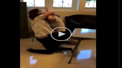 Viral Video : 'પાપાની પરીઓ' વચ્ચે થઈ જોરદાર લડાઈ, વીડિયો જોઈને તમે પણ હસવા લાગશો