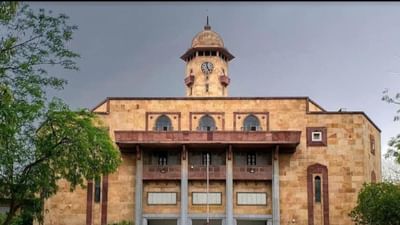 Ahmedabad: એકેડેમિક બેંક ઓફ ક્રેડિટ નિર્ણય અંતર્ગત સરકારી યુનિવર્સિટીનો વિદ્યાર્થી સત્ર દરમિયાન અન્ય યુનિ.માં કરી શકશે પ્રવેશ