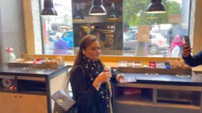 લંડનમાં પાકિસ્તાનના મહિલા પ્રધાનને પાકિસ્તાનીઓએ જ કર્યા જાહેરમાં કર્યા અપમાનિત, ચોર ચોરના પોકાર્યા નારા, જુઓ વીડિયો