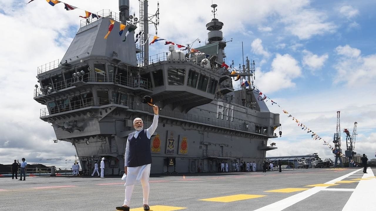 વડાપ્રધાન મોદીએ INS વિક્રાંતમાં બેસવાનો અનુભવ કર્યો શેયર, કહ્યું- શબ્દોમાં નહીં વર્ણવી શકું