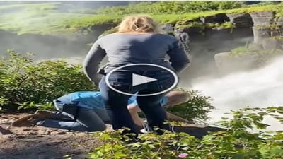 ઝરણાંના કિનારે પ્રપોઝ કરવું છોકરાને ભારે પડ્યું, નસીબે એવી રીતે છેતર્યા કે કપલ જોતું જ રહી ગયું