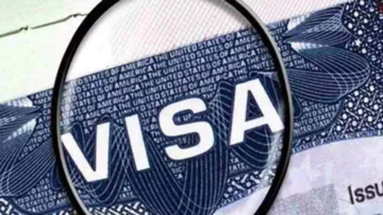 USA Visa : અમેરિકા જવા માટે થઈ જાઓ તૈયાર ! 1 લાખ છે વેકેન્સી, યુએસએના વિઝા મેળવવાનો સમય પણ ઘટશે