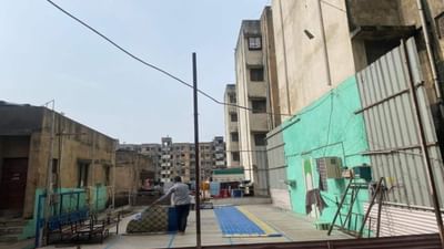 Vadodara: ગેરકાયદે ઉભા કરવામાં આવેલા દબાણ પર તંત્રનું ફર્યું બુલડોઝર