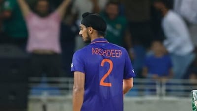 IND vs PAK: વિરાટ કોહલી બોલ્યો-અર્શદીપ સિંહ થી થઈ ઉંઘ ઉડાવી દેનારી ભૂલ