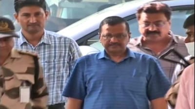 Gandhinagar: આમ આદમી પાર્ટીની વધશે મુશ્કેલી, દેશભરના 57 સનદી અધિકારીઓએ આપની માન્યતા રદ કરવા ચૂંટણી પંચને લખ્યો પત્ર