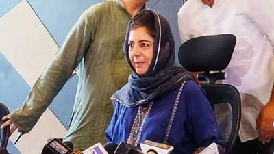 બાંગ્લાદેશમાં અભ્યાસ કરતી કાશ્મીરી મહિલાનું મોત, મુફ્તી-ઉમરે વિદેશ મંત્રાલય પાસે માંગી મદદ