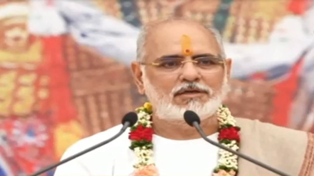 Morbi: હવે ગાયોને રઝળતી મુકી દેતા માલધારીઓને ભાઈશ્રી રમેશભાઈ ઓઝાએ કરી ટકોર, જાણો શું કહ્યુ