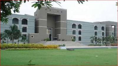 રખડતા ઢોર મામલે કામ કરતા કોર્પોરેશનની ટીમ અને પોલીસ પર હુમલો કરનારાની હવે ખેર નથી, આવા તત્વો સામે પાસા હેઠળ કાર્યવાહી કરવા હાઈકોર્ટનો આદેશ