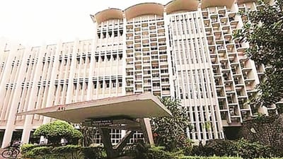 IIT બોમ્બે હોસ્ટેલમાં MMS કાંડ! વોશરૂમની બારીમાંથી કેન્ટીન કર્મચારીએ બનાવ્યો વીડિયો