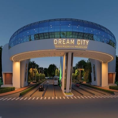 વડાપ્રધાન નરેન્દ્ર મોદીના હસ્તે સુરતમાં રૂ.3400 કરોડથી વધુના વિકાસકાર્યોનું લોકાર્પણ અને ખાતમુહૂર્ત થવાનું છે, જેમાં ડ્રીમ (DREAM) સિટીના મુખ્ય પ્રવેશદ્વાર તેમજ ફેઝ-1ના કાર્યોનું લોકાર્પણ કરવામાં આવશે. 