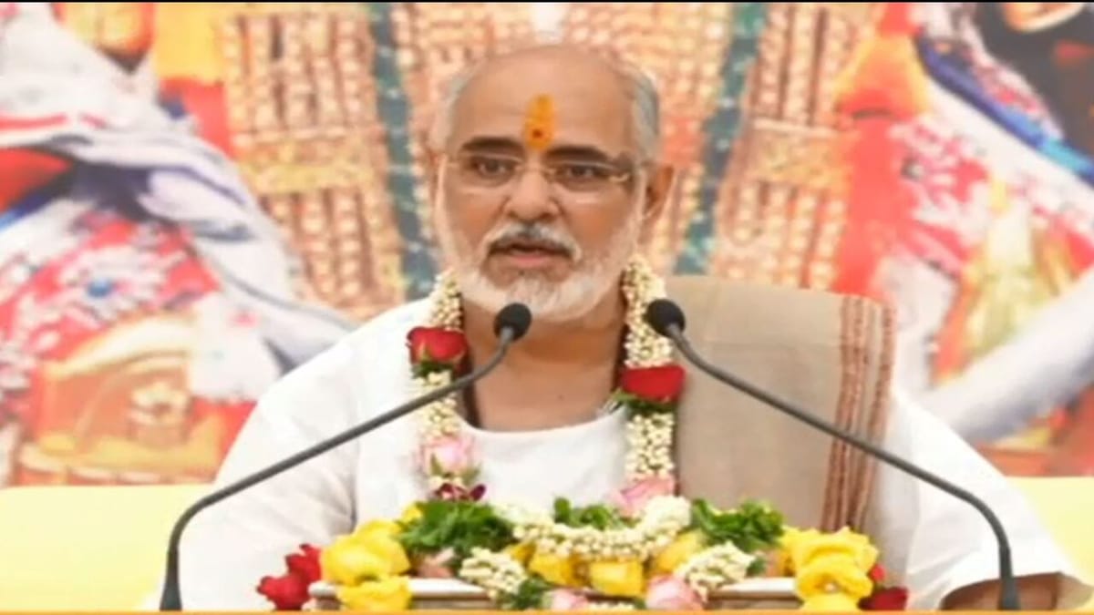 સ્વામીનારાયણના સંતે કરેલી વિવાદી ટિપ્પણી પર રમેશભાઈ ઓઝાએ આપી આકરી પ્રતિક્રિયા